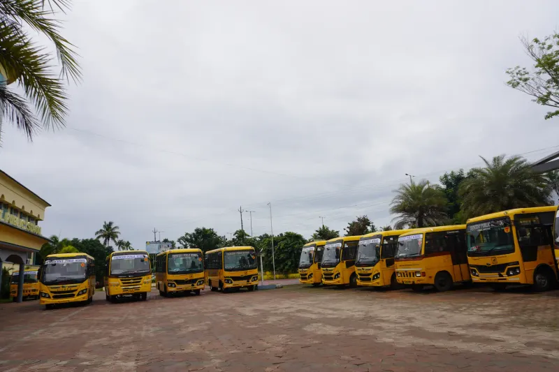 Crescent School buses — slide 5